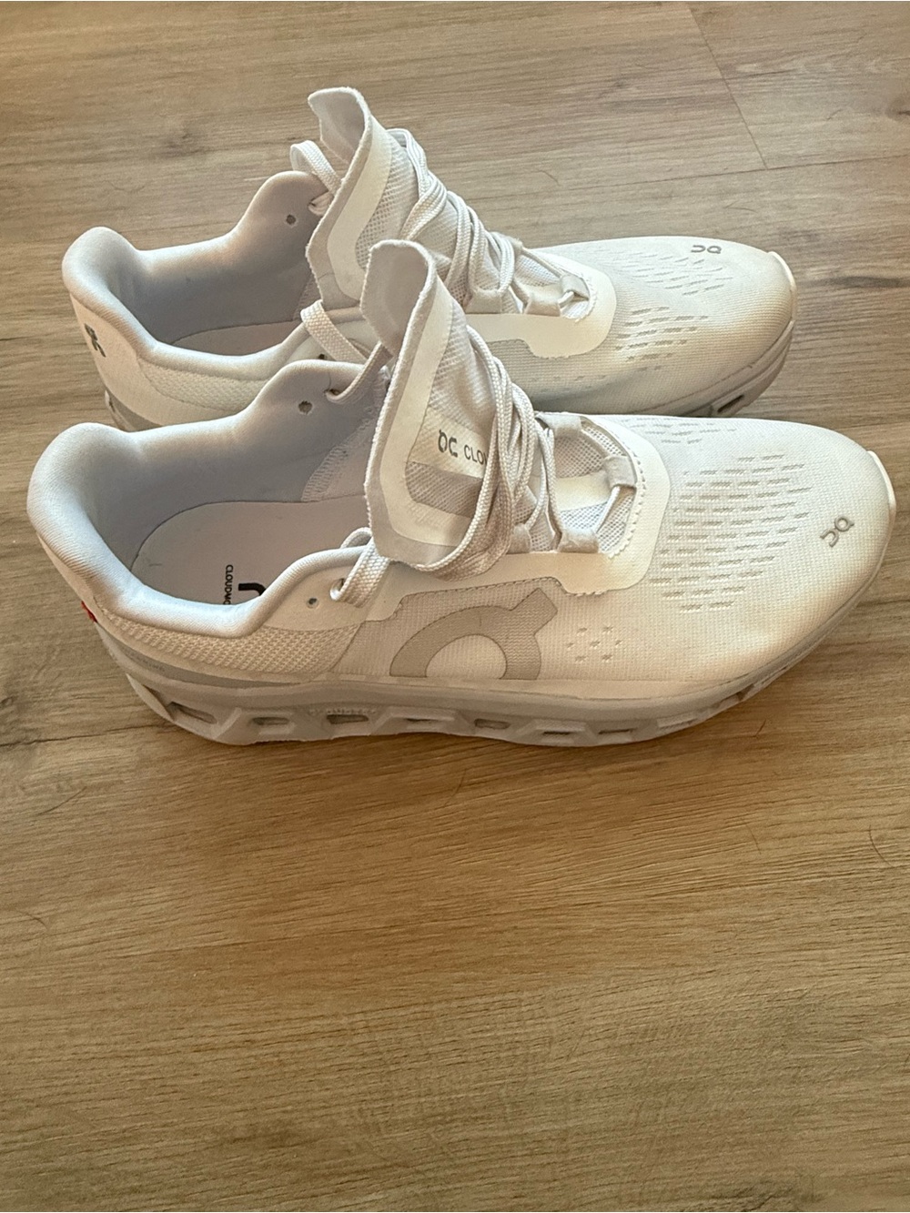 On Running White Womens Size 8 - Picture 4 of 8